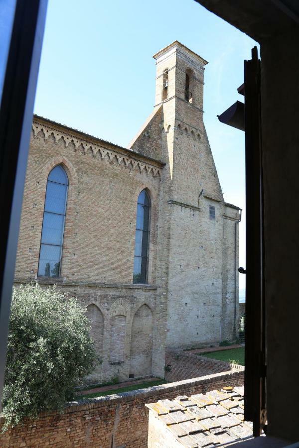 Appartamento Benozzo San Gimignano Luaran gambar